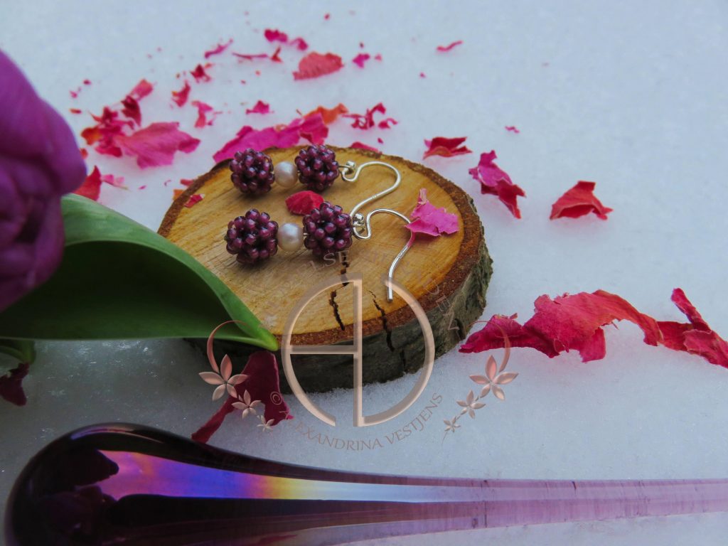 alexandrinalijn-orbellen-bruiloft -lavendel-met-parels3