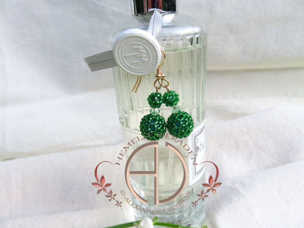 Lisandrinalijn-oorbellen-bruiloft-emerald-groen-Swarovski-2